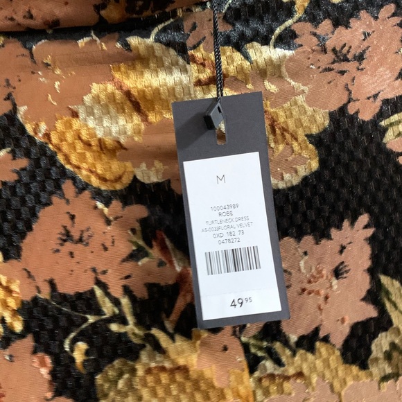 Dynamite Fall Dress Size Medium - Picture 5 of 5